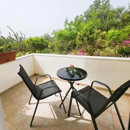 Claudiagapi Korfu * Agios Stefanos Avliotes (Corfu)